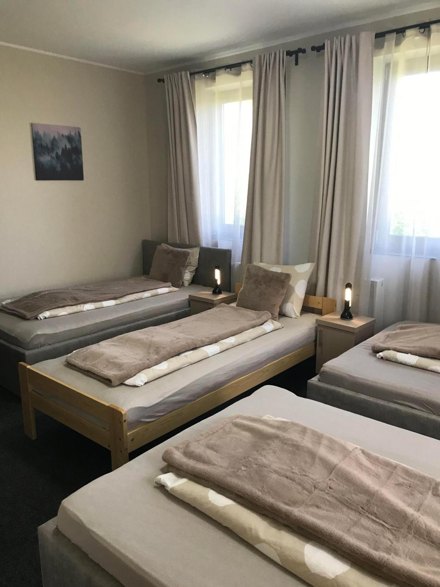 Pihenj Meg Vendégház Nyíregyháza Exterior foto